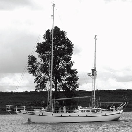 50英尺的游艇帕萨特，从洛杉矶到希腊，1965  -  1969年航行的伦伯格，照片由布莱恩的浮子