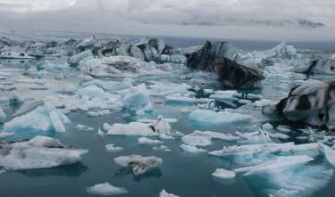 短期天气极端导致格陵兰冰盖融化