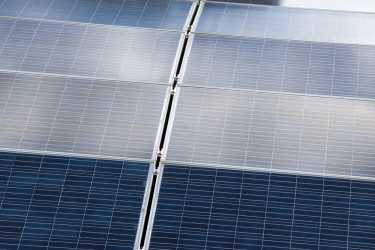 低成本的太阳能电池问题解决